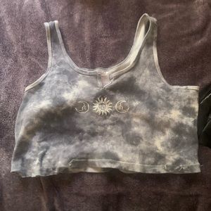 crop top